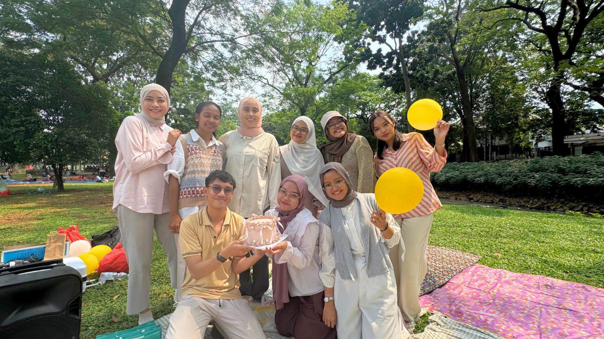 Image gallery marquee