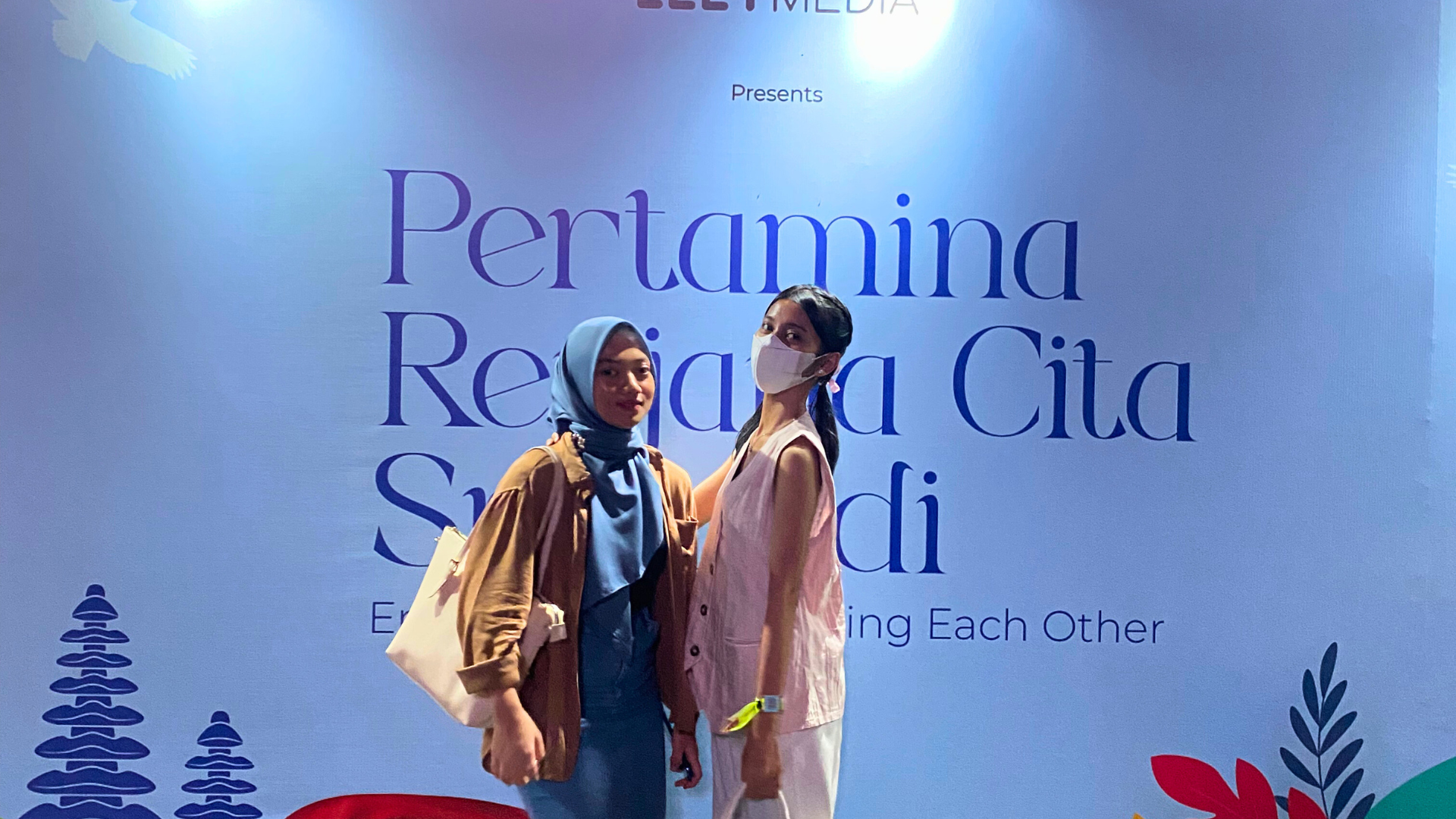 Image gallery marquee